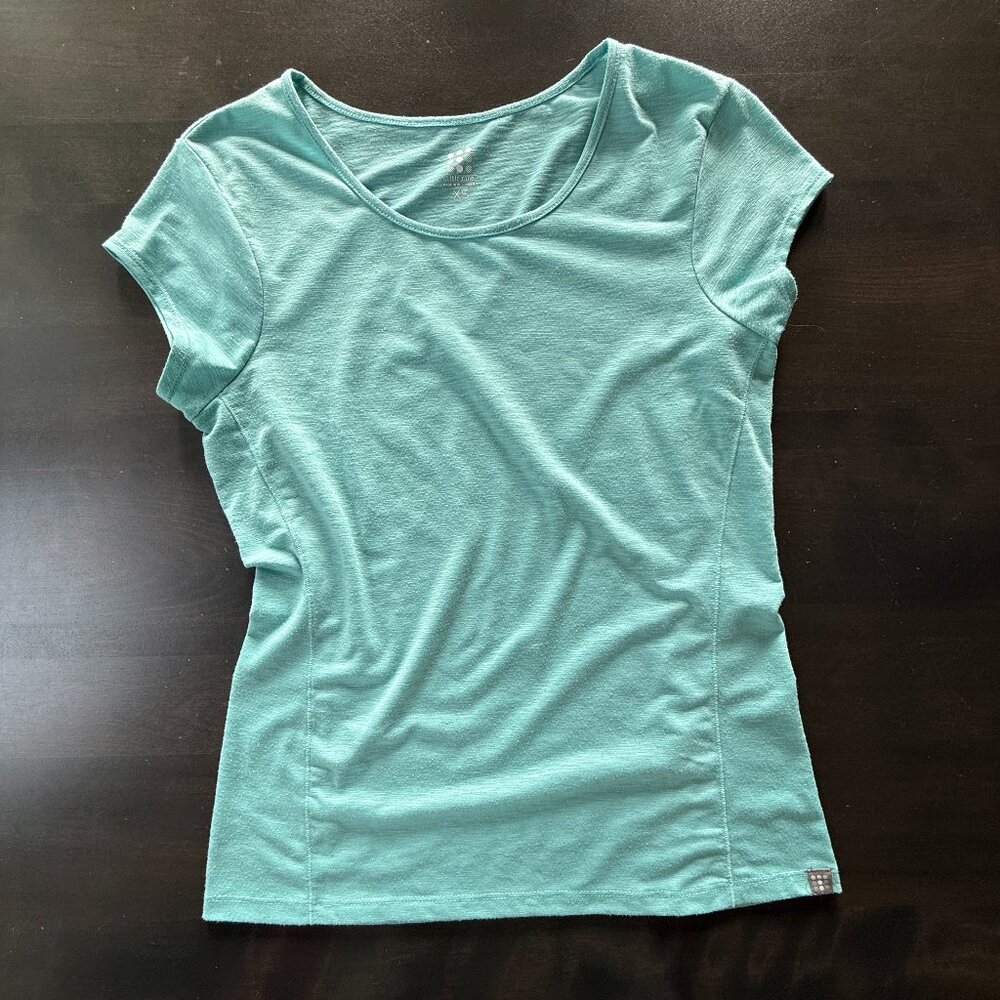 Title Nine Henerala 2.0 Short Sleeve Tee in XS